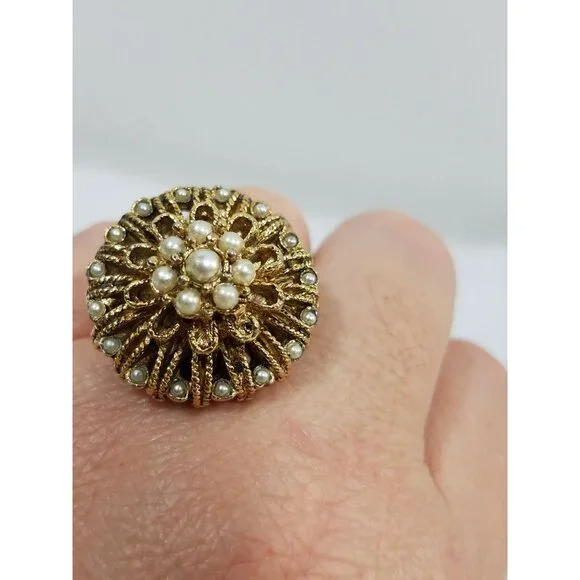 Vintage Gold-Tone Adjustable Costume Ring Faux Pearl Cluster Design Cocktail - Picture 4 of 7